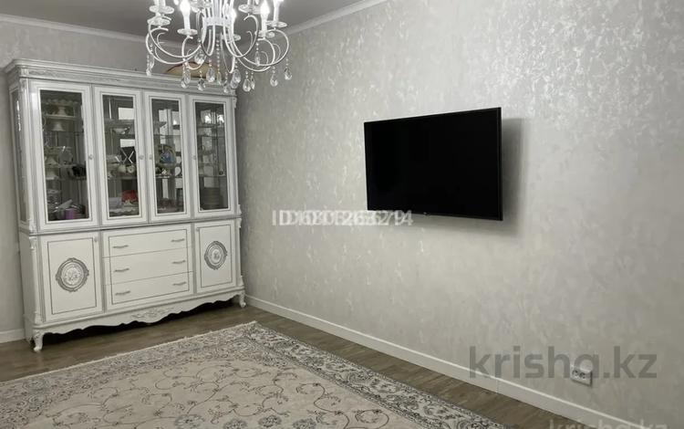 4-бөлмелі пәтер · 90 м² · 2/5 қабат, 26-й мкр 21 — Достык, бағасы: 28 млн ₸ в Актау — фото 2