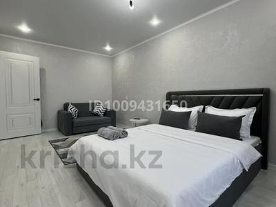 1-комнатная квартира · 35 м² · 2/5 этаж, Айтиева 87 — Пр Абая Галактика центр Мечеть за 13 000 ₸ в Уральске