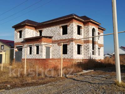 Отдельный дом · 4 комнаты · 413 м² · 10 сот., Микрорайон Восточный, Восточный 222 за 35 млн 〒 в Костанае
