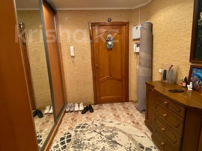 2-комнатная квартира · 54 м² · 2/5 этаж, мкр 8 за 17.5 млн ₸ в Актобе
