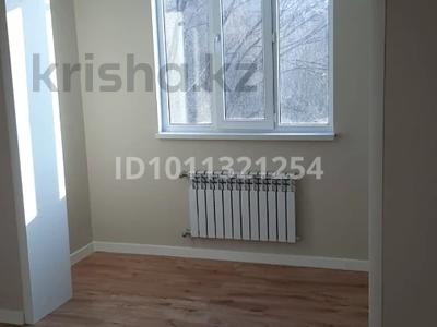 2-бөлмелі пәтер · 42.5 м² · 4/4 қабат, 12-й микрорайон 54 — Магнум, громад, коктем, бағасы: 22 млн ₸ в Шымкенте