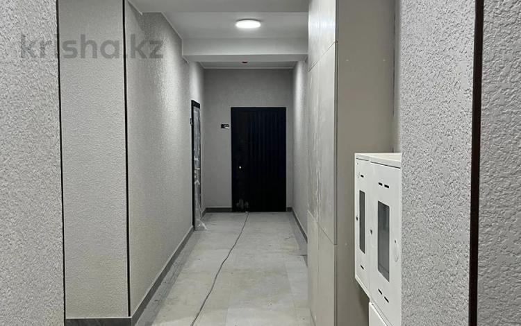1-комнатная квартира · 46 м² · 3/13 этаж, мкр Юго-Восток, мкр Степной 2 за 20.9 млн ₸ в Караганде, Казыбек би р-н — фото 10