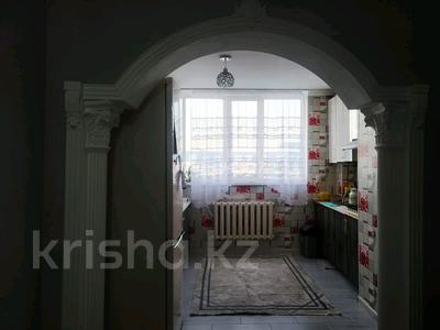 2-бөлмелі пәтер · 54 м² · 9/9 қабат, Нұрсәт ш/а 40 — көк дом, бағасы: 20 млн ₸ в Шымкенте, Каратауский р-н