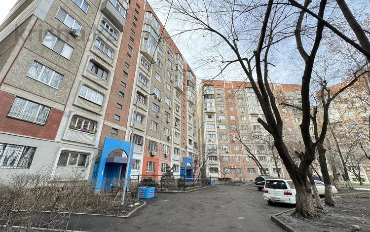 3-комнатная квартира, 75 м², 9/9 этаж помесячно, мкр Жетысу-2 22 за 250 000 〒 в Алматы, Ауэзовский р-н — фото 3