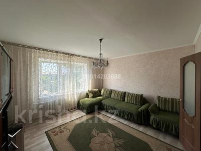 2-комнатная квартира · 54 м² · 3/9 этаж, Дулатова 167 за 180 000 ₸ в Семее