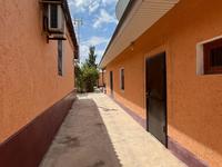 Отдельный дом · 4 комнаты · 180 м² · 10 сот., Машат 20 — Коммунизм Иса тойхара арты МКТУ Майшай Абенова мектеп АБС больница Мектеп садик Жаңа кала барлығы жақын за 40 млн 〒 в Туркестане