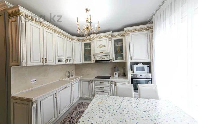 4-комнатная квартира · 153 м² · 4/9 этаж, Орынбор 12 — Горячая цена!!! СРОЧНО! зал 36квм за 87 млн ₸ в Астане, Есильский р-н — фото 20
