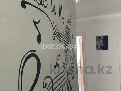 3-комнатная квартира · 62 м² · 5/5 этаж, 10 мкр 13 — Ренко Western Bar за 21.5 млн ₸ в Аксае