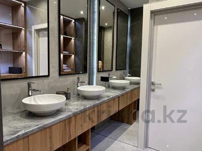 3-комнатная квартира · 150.2 м² · 5/8 этаж, алтын орда 19м — смарт билим, Анвар, коктобе за 62 млн ₸ в Актобе