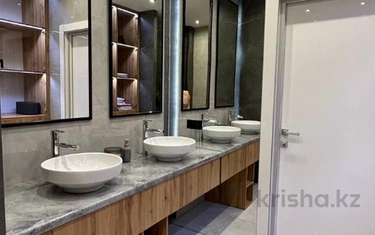 3-комнатная квартира · 150.2 м² · 5/8 этаж, алтын орда 19м — смарт билим, Анвар, коктобе за 62 млн ₸ в Актобе — фото 14