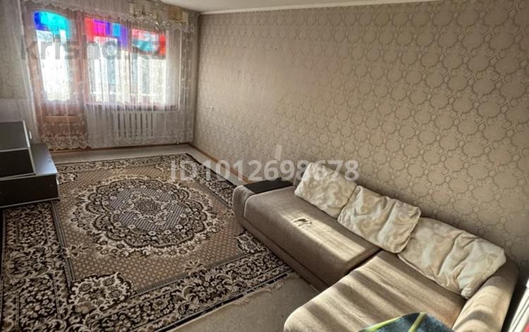 2-бөлмелі пәтер · 50 м² · 3/10 қабат, Естая 99, бағасы: 150 000 ₸ в Павлодаре — фото 2