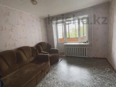 3-комнатная квартира, 58 м², 4/5 этаж, Сутюшева 18 за 22.4 млн 〒 в Петропавловске