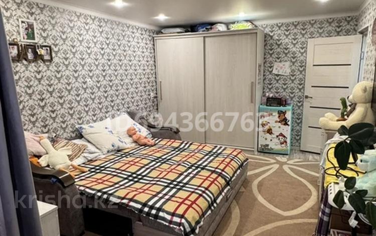 2-комнатная квартира · 56 м² · 9/10 этаж, мкр 12 19 за 18.5 млн ₸ в Актобе — фото 2