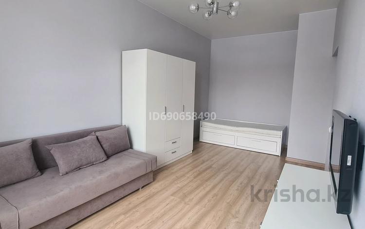 1-комнатная квартира · 40 м² · 3/9 этаж, Туран 34б за 280 000 ₸ в Астане, Нура р-н — фото 9