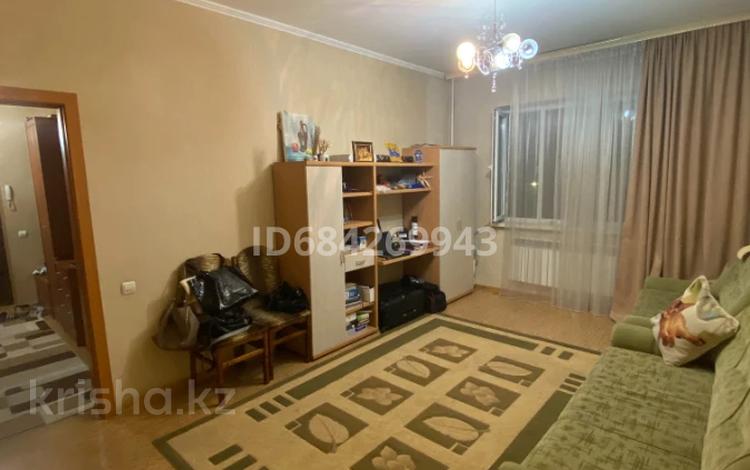 1-комнатная квартира, 39 м², 3/5 этаж, мкр Айнабулак-2 41