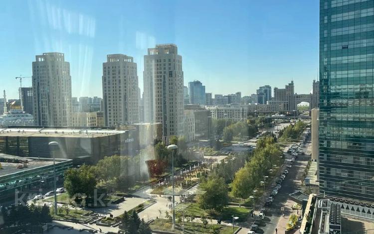 4-бөлмелі пәтер · 180 м² · 9/18 қабат, Динмухамеда Кунаева 8а, бағасы: 410 млн ₸ в Астане, Есильский р-н — фото 12