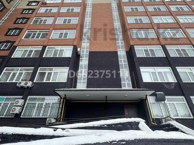 3-бөлмелі пәтер, 105 м², 6/9 қабат, мкр. Алтын орда, Алия молдагуловой 62к1 — 62к1, бағасы: 36 млн 〒 в Актобе, мкр. Алтын орда