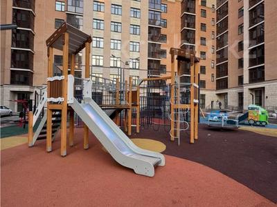 4-бөлмелі пәтер · 141.4 м² · 9/10 қабат, Гүлдер 3 ш/а., Микрорайон Гульдер-1 3а, бағасы: 58 млн ₸ в Караганде, Казыбек би р-н