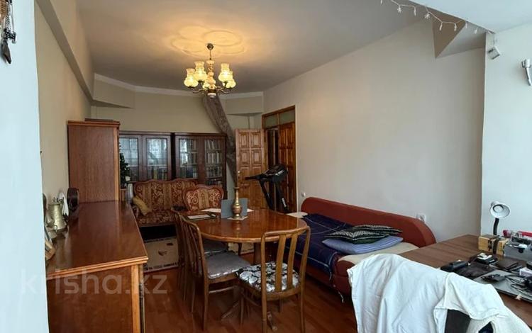 2-бөлмелі пәтер · 60.6 м² · 3/5 қабат, Желтоксан — ЖАМБЫЛА, бағасы: 65 млн ₸ в Алматы, Алмалинский р-н — фото 2