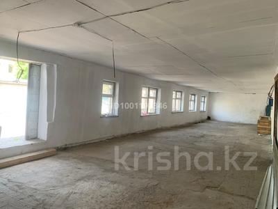 Свободное назначение, офисы, магазины и бутики, склады, азс, автосервисы и автомойки, общепит, салоны красоты, сельское хозяйство, бани, гостиницы и зоны отдыха, фитнес и спорт, медцентры и аптеки, образование, развлечения, конференц-залы, кабинеты и рабочие места, студии · 145 м² за 270 000 〒 в Караганде, Казыбек би р-н