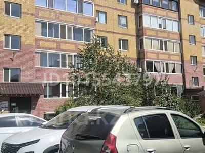 3-бөлмелі пәтер · 65 м² · 5/5 қабат, Энергетик, бағасы: 250 000 ₸ в Семее