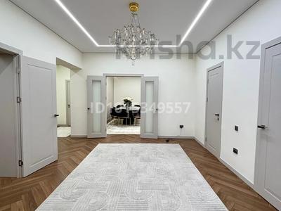 3-бөлмелі пәтер · 130 м² · 2/10 қабат, Алтын орда ш/а. 5Е, бағасы: 61 млн ₸ в Актобе, мкр. Алтын орда