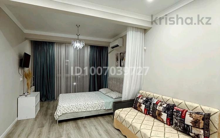 1-комнатная квартира · 38 м² · 8/12 этаж, Мкр. Шугыла 340/3 за 15 000 ₸ в Алматы, Наурызбайский р-н — фото 2
