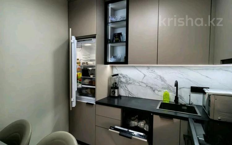 2-комнатная квартира · 64.5 м² · 6/13 этаж, 1/18 1/18 за 53 млн ₸ в Алматы, Ауэзовский р-н — фото 2