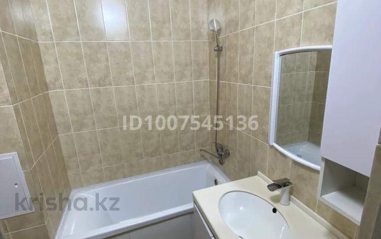 2-бөлмелі пәтер · 78 м² · 4/7 қабат, 16-й мкр , 16-ш/а. 61, бағасы: 25 млн ₸ в Актау — фото 2