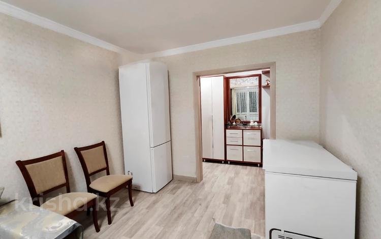 3-комнатная квартира · 68 м² · 1/10 этаж, Майры 21 за 28.9 млн ₸ в Павлодаре — фото 2
