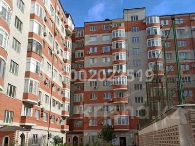 3-комнатная квартира · 87 м² · 8/9 этаж, мкр Нурсая, Таумуш Жумагалиев 15 за 300 000 〒 в Атырау