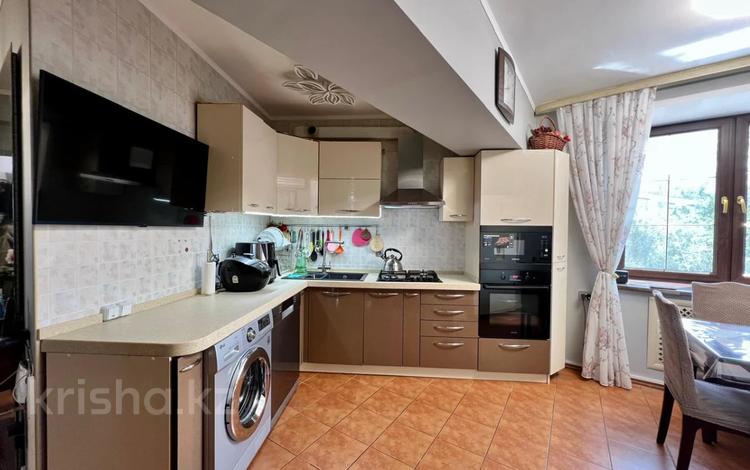 2-бөлмелі пәтер · 55 м² · 5/5 қабат, мкр Мамыр-1 29/8 — ТОРГ, бағасы: 37.5 млн ₸ в Алматы, Ауэзовский р-н — фото 13