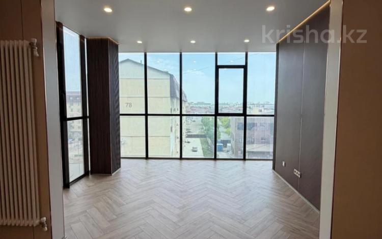 3-комнатная квартира · 134.26 м² · 5/9 этаж, мкр Нурсая, Елорда 19а за 92.5 млн ₸ в Атырау — фото 2