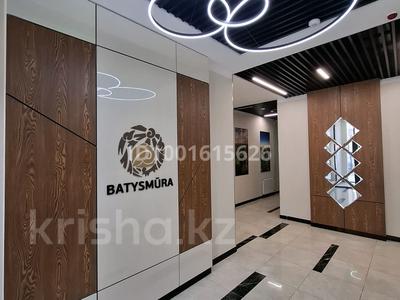 2-комнатная квартира · 56 м² · 2/9 этаж, Абулхайырхана 63 за 36.5 млн 〒 в Атырау
