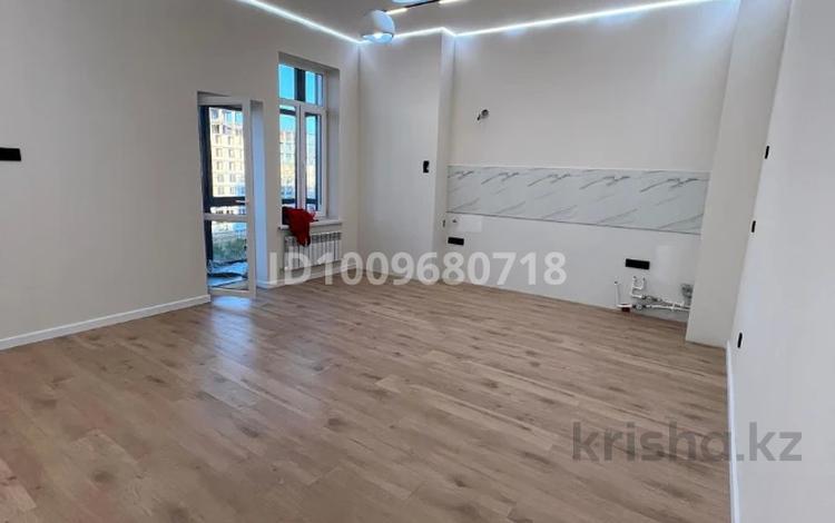 2-комнатная квартира · 92 м² · 4/5 этаж, мкр Нурсая, Абулхаир Хана 46 — Проспект Абулхаир Хана за 45 млн ₸ в Атырау — фото 2