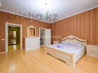 3-комнатная квартира · 160 м² · 10/32 этаж, мкр Самал, Аль-Фараби 7 — Угол Козыбаева за 65 000 〒 в Алматы, Медеуский р-н