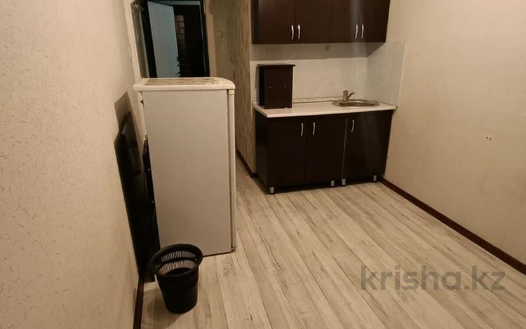 1-комнатная квартира, 14 м², 4/4 этаж помесячно, мкр №3 39 а