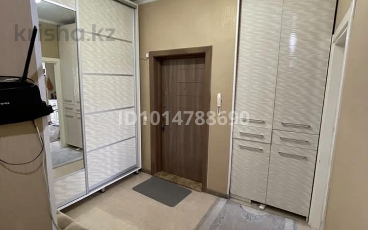 3-бөлмелі пәтер · 84 м² · 2/9 қабат, Куаныша Толеметова 50/4 — Утегенова-Толеметова, бағасы: 39 млн ₸ в Шымкенте, Абайский р-н — фото 2