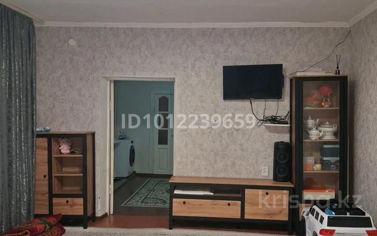 Жеке үй · 3 бөлме · 64 м² · 15 жүзд., Байзақ датқа 4, бағасы: 17.8 млн ₸ в Таразе — фото 2