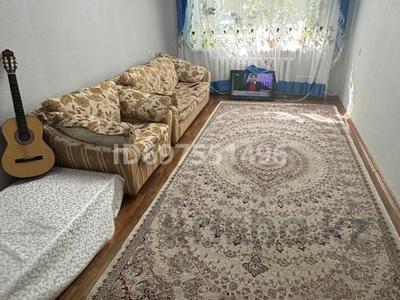 3-бөлмелі пәтер · 61 м² · 1/5 қабат, Кердері 174 — КазИИТУға қарама қарсы, бағасы: 200 000 〒 в Уральске, мкр Школьник