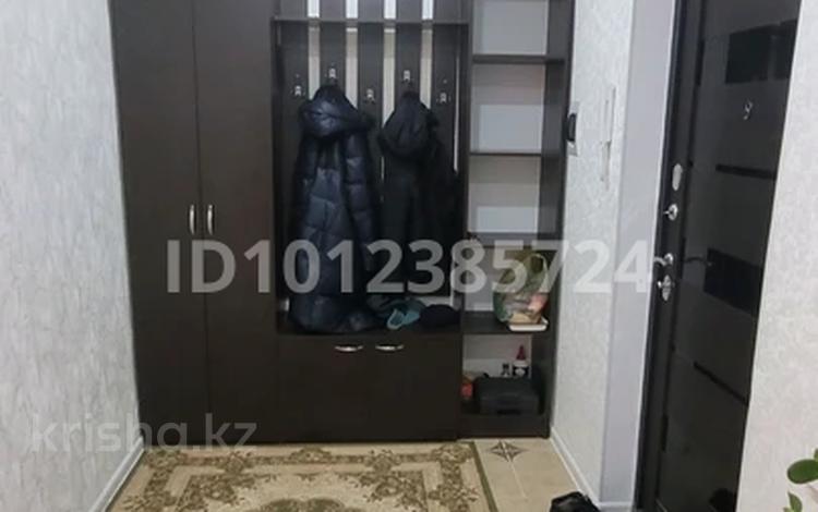 2-комнатная квартира · 70 м² · 3/7 этаж, мкр. Алтын орда 49Д за 150 000 ₸ в Актобе — фото 2