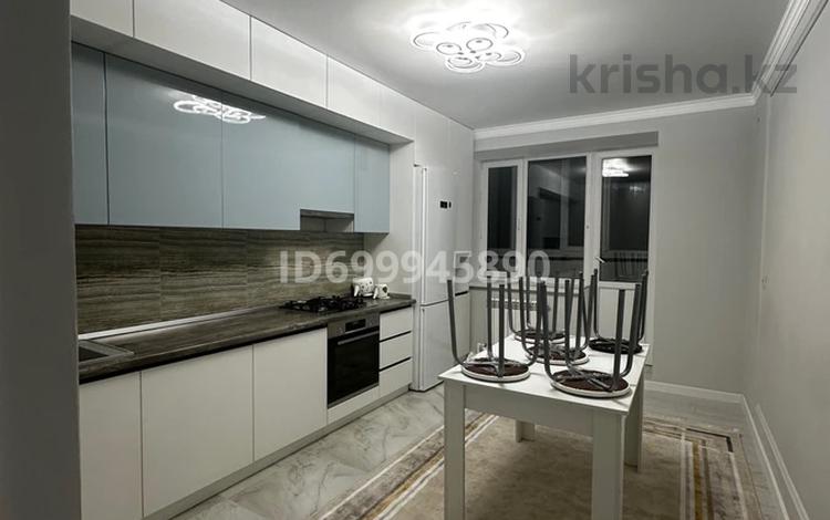 2-бөлмелі пәтер · 72.3 м² · 4/7 қабат, мкр. Алтын орда 201е, бағасы: 200 000 ₸ в Актобе — фото 2