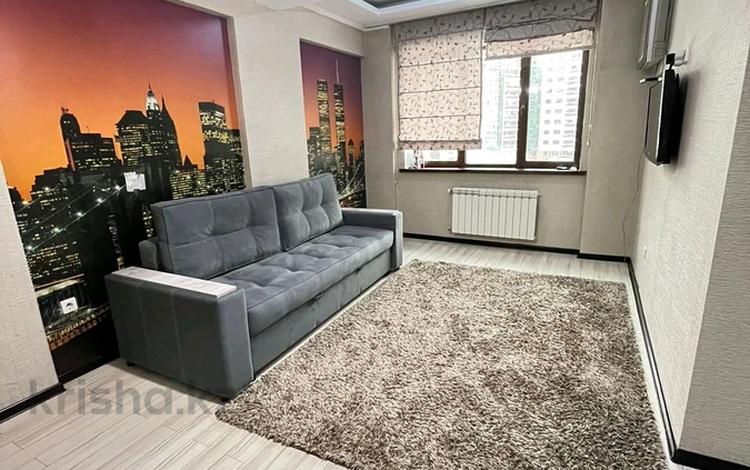 2-комнатная квартира, 45 м², 4/17 этаж, Айманова 140