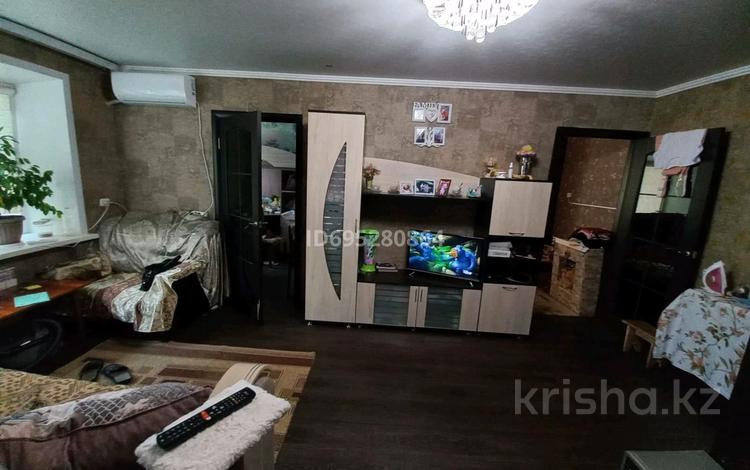 3-бөлмелі пәтер · 42 м² · 5/5 қабат, Майкудук, Майкудук, 12й микрорайон — Супермаркет OPTIMA, бағасы: 9 млн ₸ в Караганде, Алихана Бокейханова р-н — фото 5