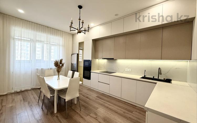 3-бөлмелі пәтер · 125 м² · 7/8 қабат, Мәңгілік Ел 21, бағасы: 75 млн ₸ в Астане, Есильский р-н — фото 2
