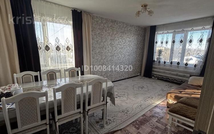 3-комнатная квартира · 62.5 м² · 5/5 этаж, Мичурина 7а 60 за 8 млн 〒 в Шахтинске — фото 2