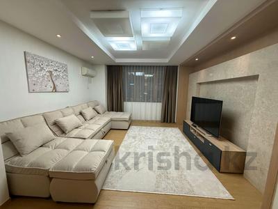 3-комнатная квартира · 90 м² · 15 этаж, Кошкарбаева 10 — Мечеть за 700 000 〒 в Астане, Сарайшык р-н