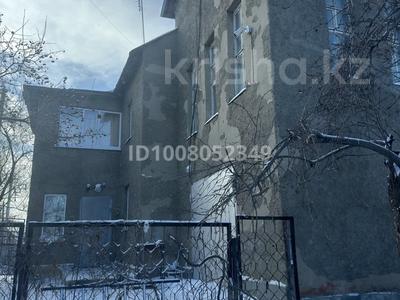 Жеке үй · 5 бөлме · 220 м² · 10 сот., Квартал Энергетиков 6А — Энергосистема, бағасы: 33 млн ₸ в Актобе, жилой массив Жилянка