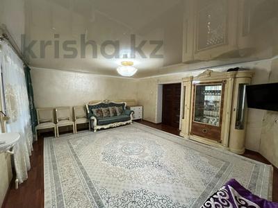 3-бөлмелі пәтер · 76.4 м² · 1/5 қабат, Абулхаир хана 2/3, бағасы: 20 млн ₸ в Уральске