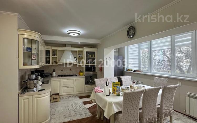 3-бөлмелі пәтер · 100 м² · 2/5 қабат, 26-й мкр 22, бағасы: 40 млн ₸ в Актау — фото 2